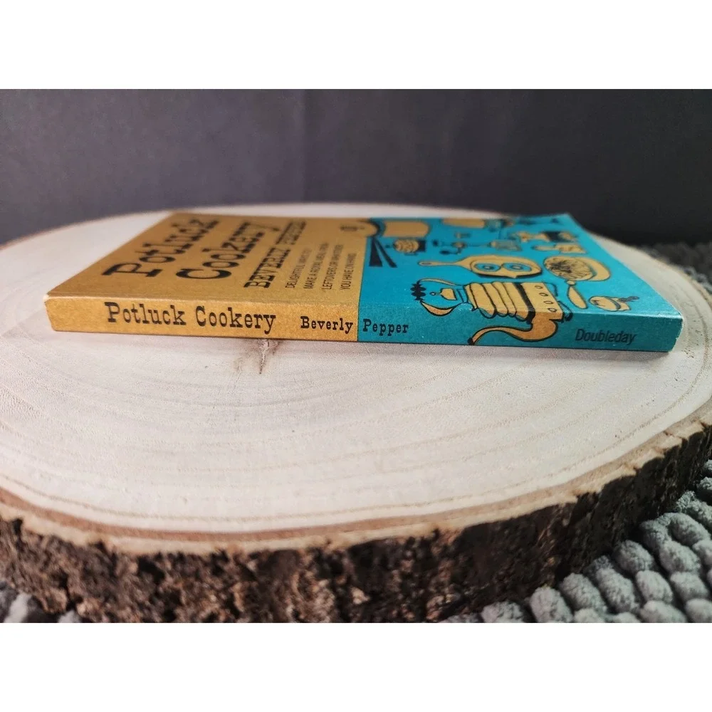 1955 Potluck Cookery by Beverly Pepper VTG Casserole Paperback Cookbook~LIKE NEW